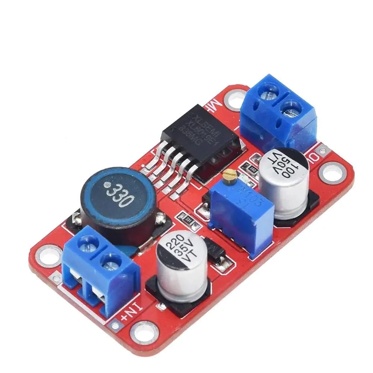 XL6019 DC-DC Boost Converter, ясен преден изглед за детайлна оценка на дизайна