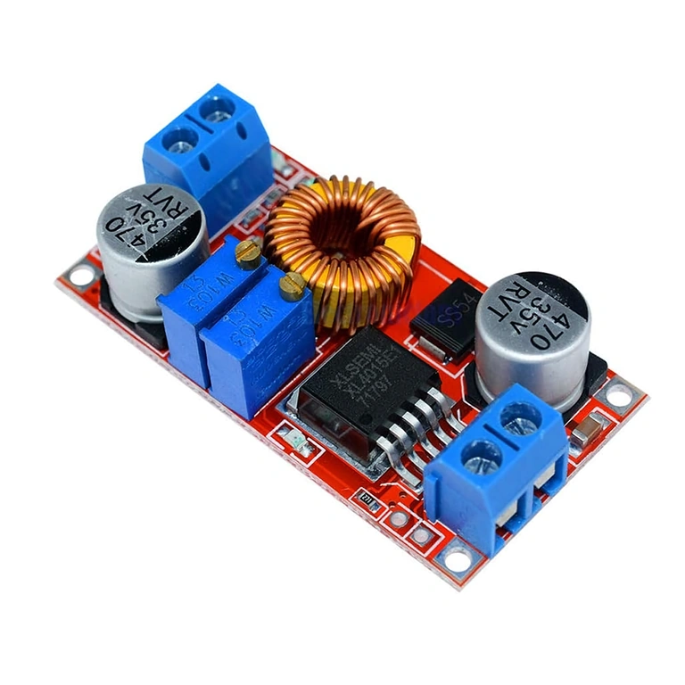 XL4015 DC-DC регулируем – ъглов изглед