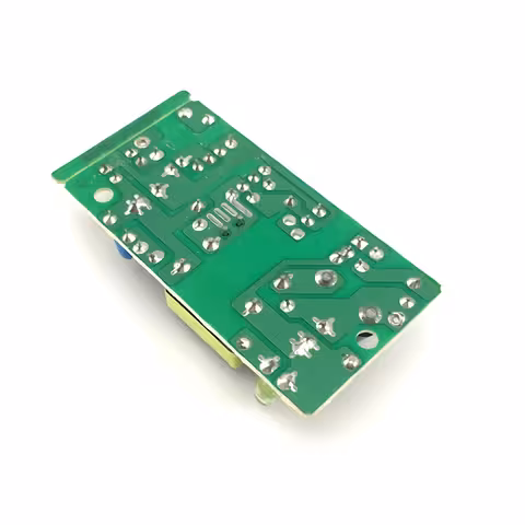 Bild på 5V 2A switching-strömkälla