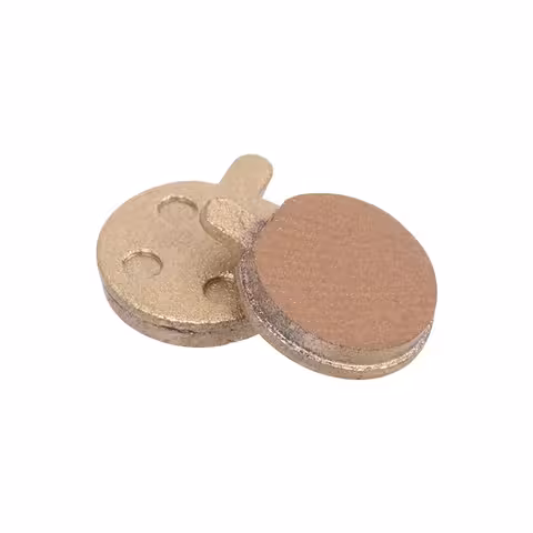 Illustrativ bild av tysta bromsbelägg