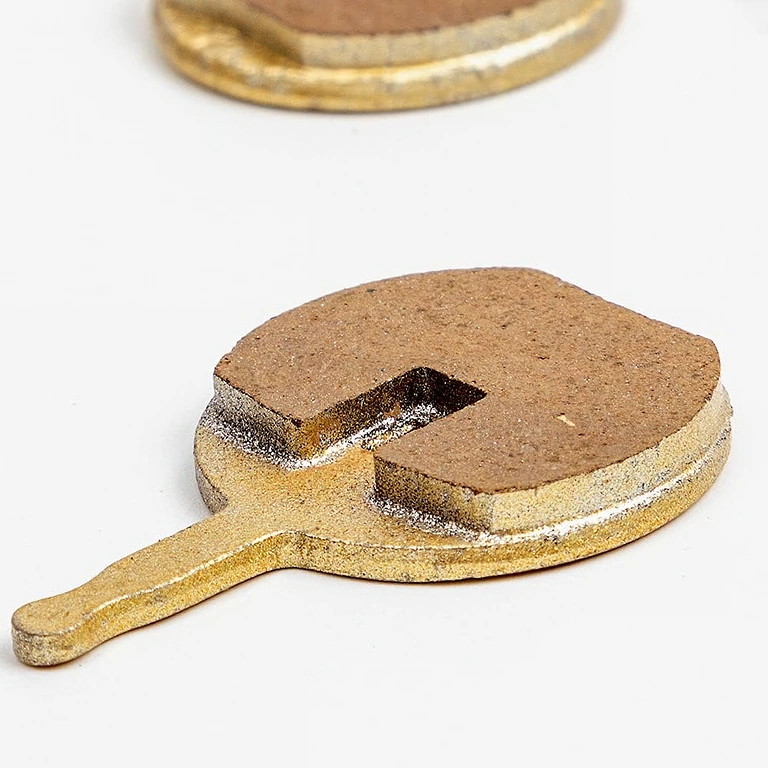 Медни спирачни накладки с висока издръжливост и производителност