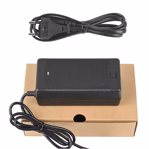 48V–54,6V 2A-laddare med IEC C13-kontakt, passar Citycoco och Harley elscooter