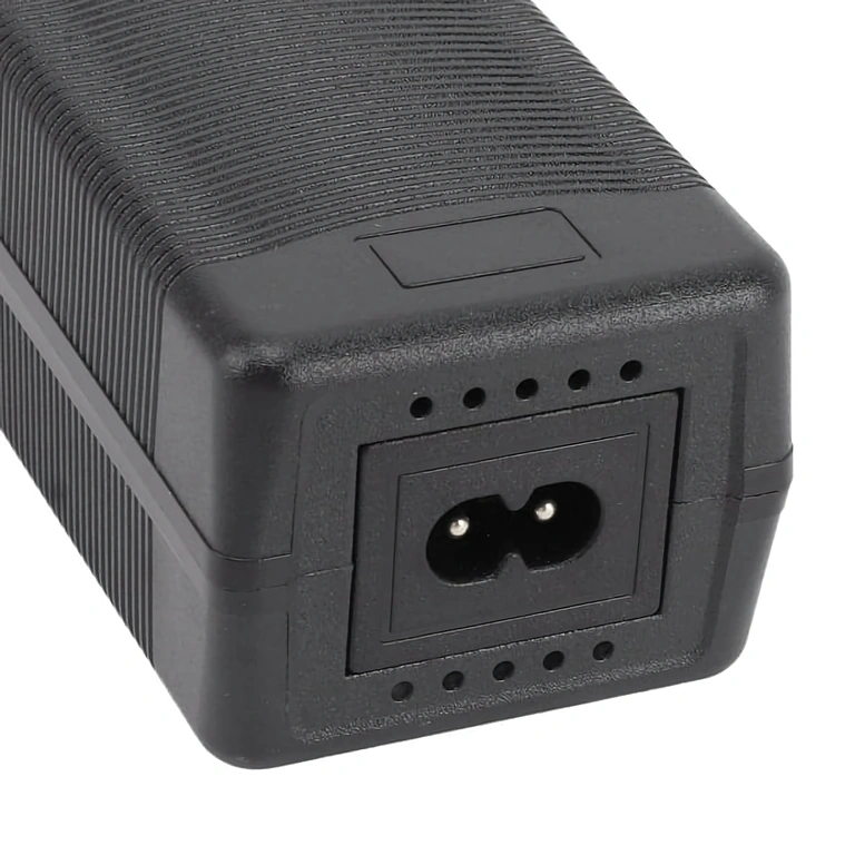 Încărcător 52V–58.8V 2A cu mufă GX16 (3 pini) pentru biciclete și trotinete off-brand