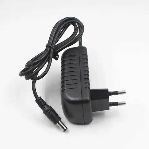 Încărcător inteligent LiFePO4 Încărcător inteligent pentru baterii litiu-fier-fosfat 12V, cu curent constant și tensiune constantă