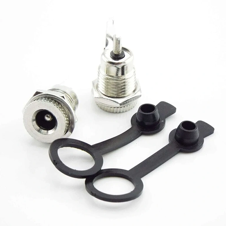 Conector DC 12V 5.5x2.1 mm – resistente al agua, vista frontal